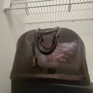 Louis Vuitton vernis doctor patent leather purse